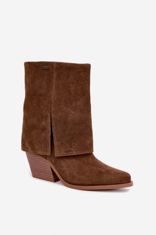 Cowboy-Stiefeletten mit Absatz aus natürlichem Wildleder mit besticktem Schaft Big Star UU274114 in brauner Farbe