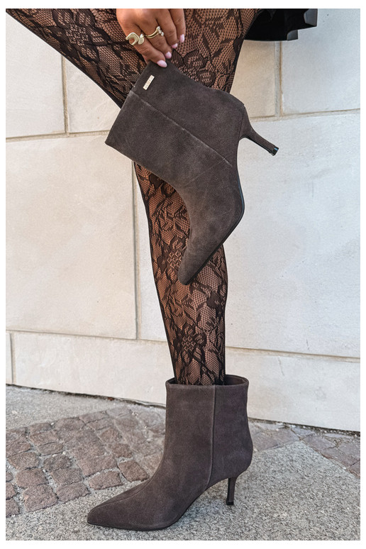 Wildlederstiefel mit dünnen Absätzen und Isolierung, zum Hineinschlüpfen Big Star UU274492 braun