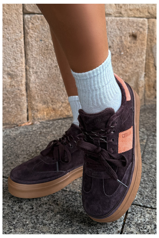 Faux-Suede Sneakers Modell Stiefel für Damen isoliert Big Star UU274770 in Schokoladenfarbe