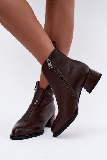 Wärmende Damen-Stiefeletten aus Leder mit flachen Absätzen Vinceza Czekolado 2