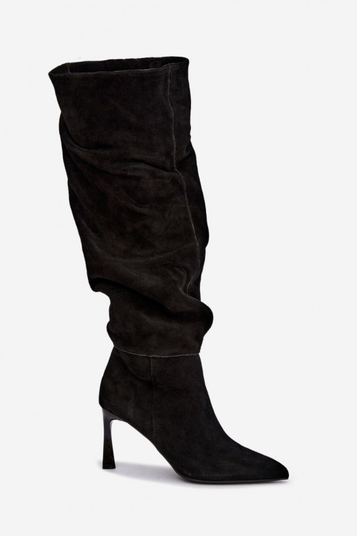 Faux-Suede kniehohe Stiefel Slouchy mit dünnen Absätzen Vinceza 89170 in schwarzer Farbe