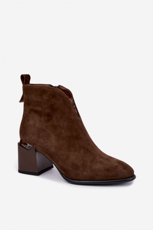 Faux-Suede warme Stiefeletten mit Absatz in brauner Farbe Laverelle