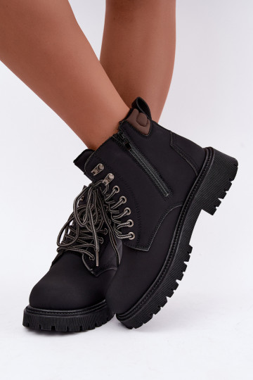 Isolierte schwarze Damenschuhe Sarvella 2