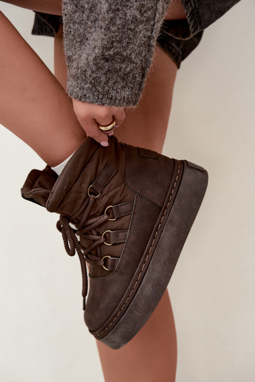 Schnürstiefel für den Winter mit Plateau Big Star UU274191 in Schokoladenfarbe