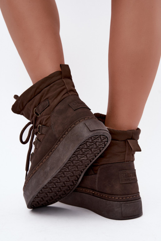 Schnürstiefel für den Winter mit Plateau Big Star UU274191 in Schokoladenfarbe