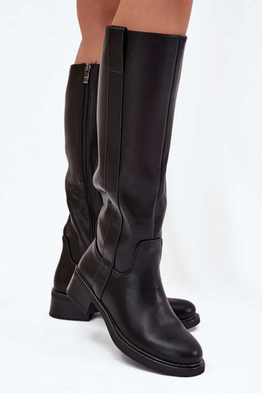 Damen Stiefel mit niedrigem Absatz in schwarzer Ausführung Averna
