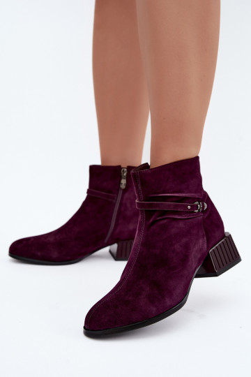 Damen Stiefeletten aus Kunstwildleder Klocke isoliert D&A CR62-3476 in Pflaumenfarbe