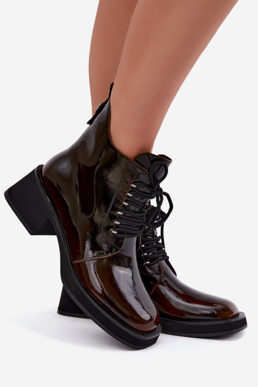 Wärmende Stiefeletten aus Kunstleder mit Lackeffekt Klocke GOE UU2N4128 dunkelbraun