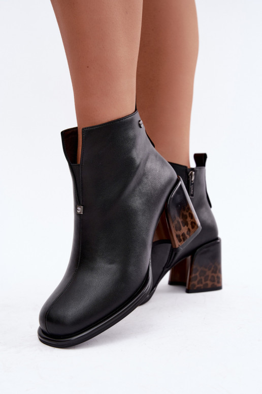 Wärmende Damen-Stiefeletten aus Kunstleder mit Absätzen GOE UU2N4204 schwarz