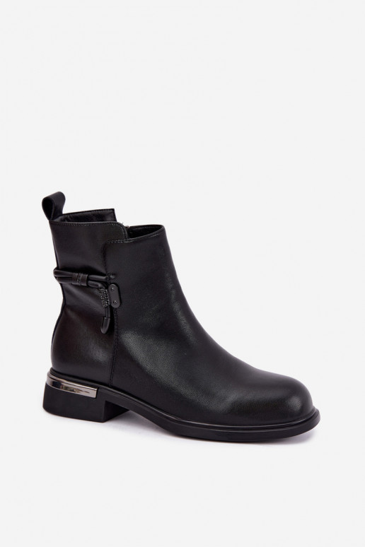 gefütterte Damen-Stiefeletten mit verzierten Absätzen D&A MK62-7025 in schwarz