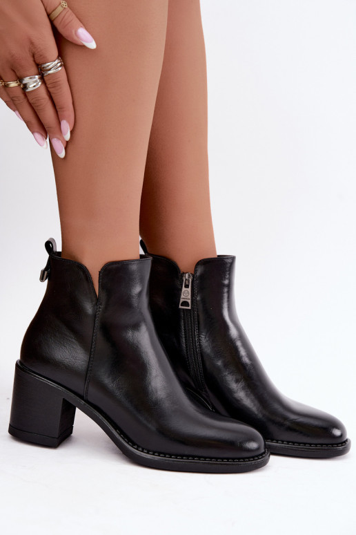 Wärmende Stiefeletten mit Absätzen in schwarzer Farbe Vinceza 58650