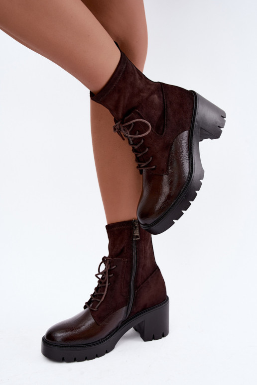 Damen-Stiefeletten auf klobigen Absätzen isoliert in schokoladenfarbener Farbe Vinceza 58665