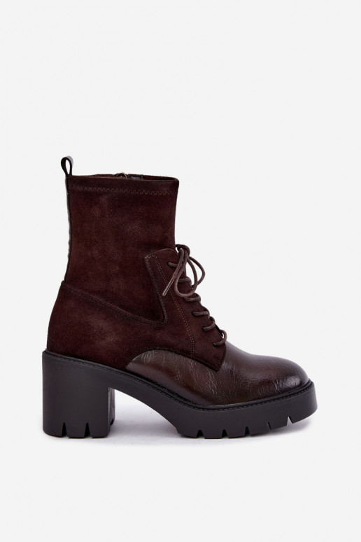 Damen-Stiefeletten auf klobigen Absätzen isoliert in schokoladenfarbener Farbe Vinceza 58665