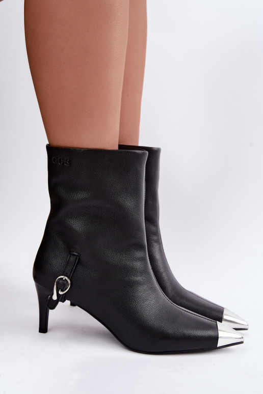 Warmes Leder-Ankle Boots mit schmalen Absätzen GOE UU2N4226 schwarz