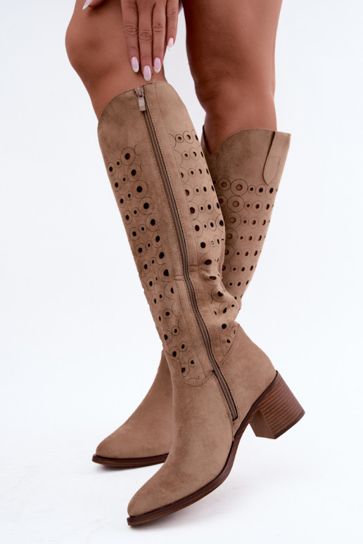 mit durchbrochenen Elementen Stiefel Klocke braune Farbe Kireya