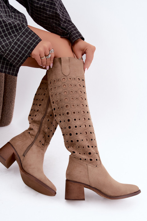 mit durchbrochenen Elementen Stiefel Klocke braune Farbe Kireya