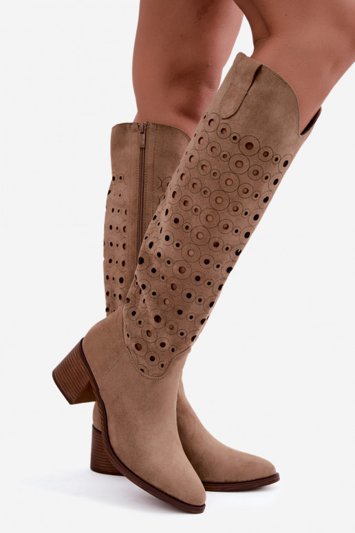 mit durchbrochenen Elementen Stiefel Klocke braune Farbe Kireya