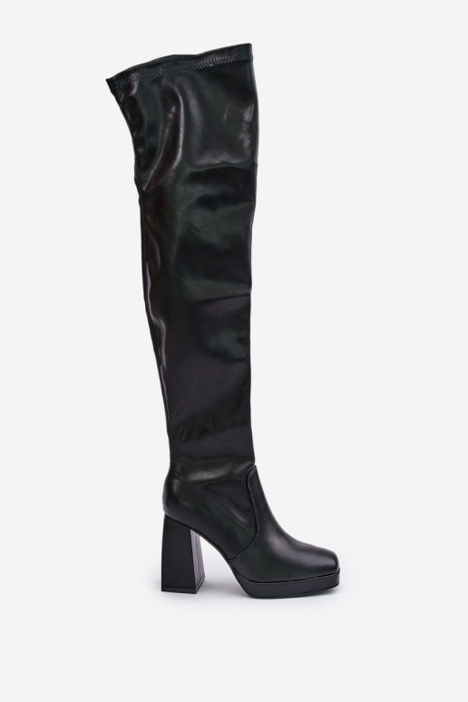 Über-Knie-Stiefel mit Absatz in Schwarz Liatheia