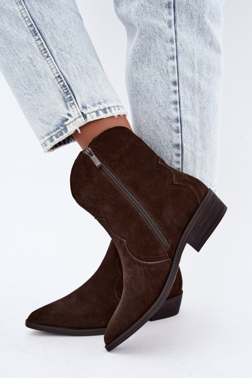 Schokoladenfarbene Wildleder-Cowboy-Stiefel mit niedrigem Absatz Delsa