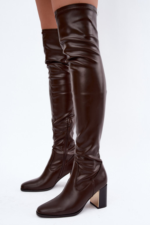 Schokoladenfarbene Überknie-Stiefel mit Absatz Primelle