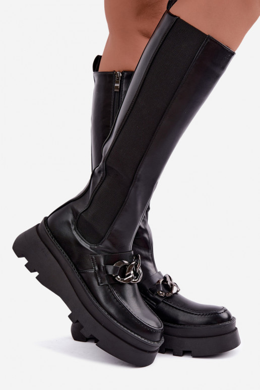 gefütterte kniehohe Stiefel mit Plateau und Ketten in schwarz Koraia