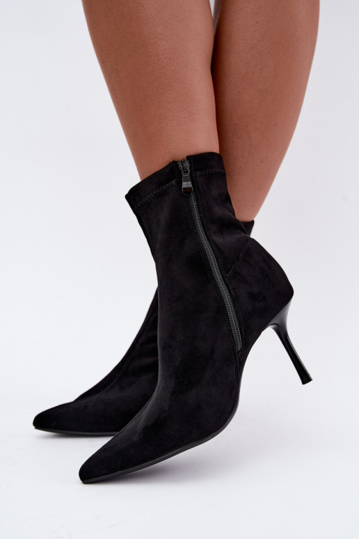 Schwarze Stiefel mit schmalen Absätzen Nireya