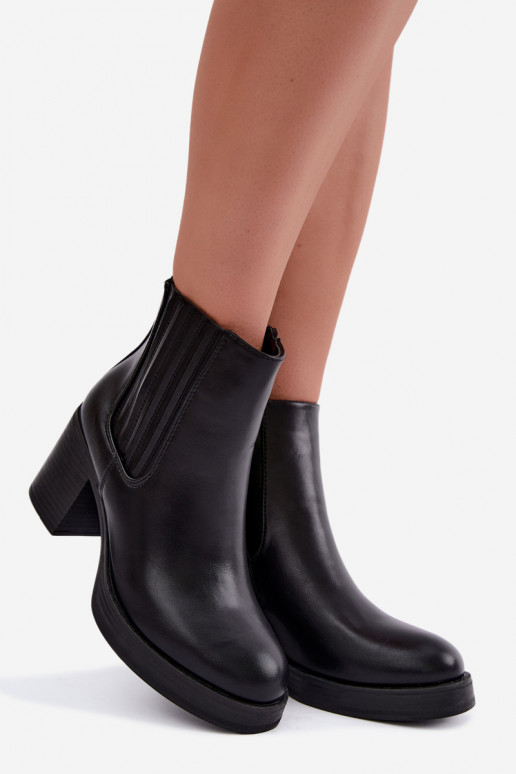 Gisandra warme Stiefeletten in Schwarz