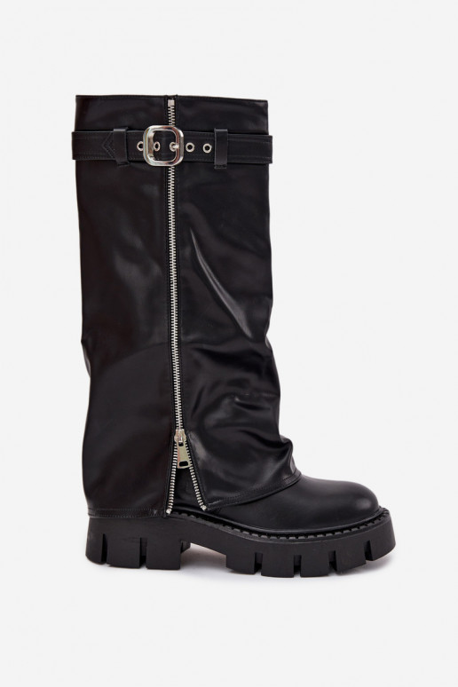 Schwarze isolierte Stiefel über dem Knie mit angenähter Choleika und silbernen Schnallen Armena