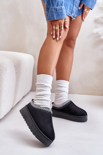 Schwarze Damen-Schneestiefel auf einer Plattform mit Isolierung und Fell innen Remenia 2
