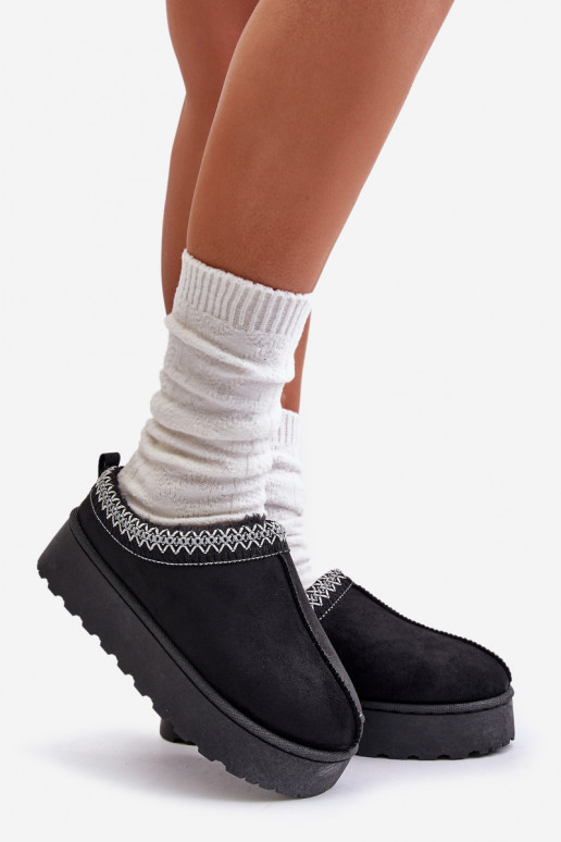 Schwarze Damen-Schneestiefel auf einer Plattform mit Isolierung und Fell innen Remenia