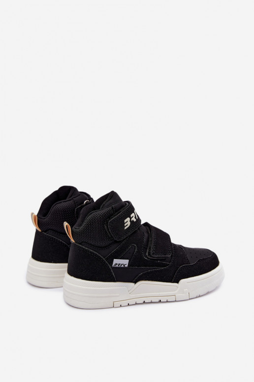 Sneaker für Jungen Bartek 8800011 in Schwarz