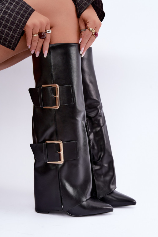 Isolierte Olympe kniehohe Stiefel mit goldenen Schnallen in Schwarz