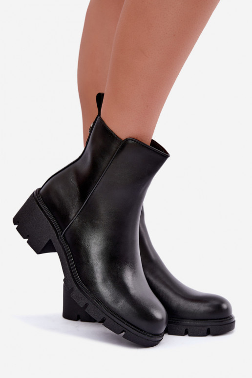 Klocke gefütterte Stiefeletten in schwarz Iserine