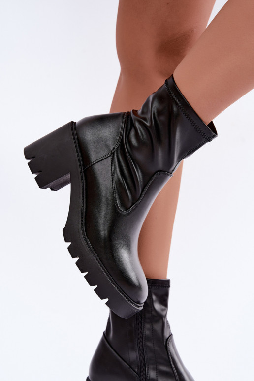 Klocke gefütterte Stiefeletten Vinceza 58672 in schwarz