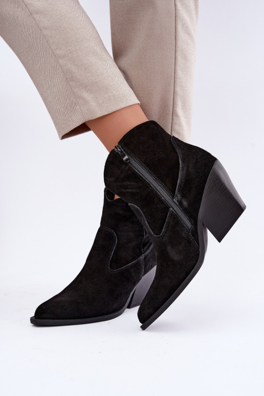gefütterte Wildleder-Cowboy-Stiefel mit Absatz in schwarzer Farbe Tirabelle