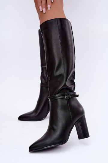 Schwarze gefütterte kniehohe Stiefel mit Absatz und Riemen Abriselle 2