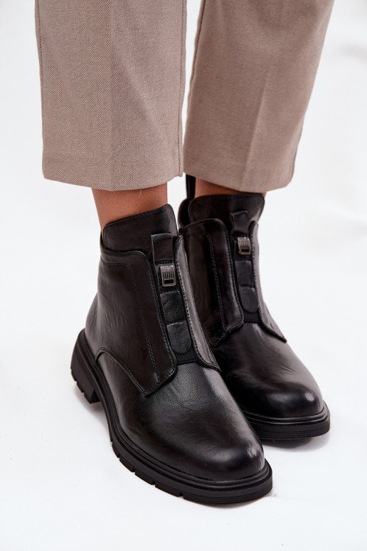 Warme Damen Stiefeletten mit dekorativen Details schwarz Roselle