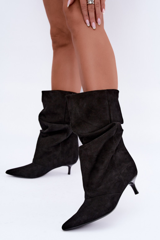 Slip-On Slouchy Stiefeletten mit Absätzen in Schwarz Falisette