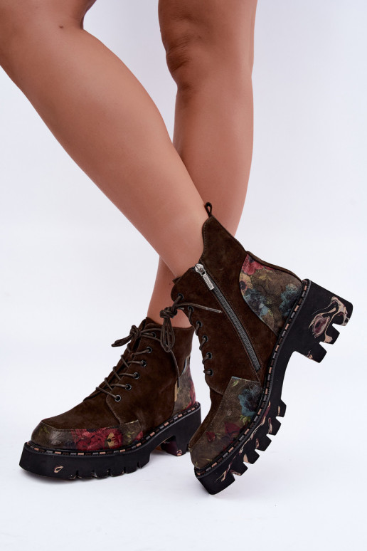 Braune gefütterte Velourslederstiefel mit Schnürung und Blumenmotiven Artiker 59C0250