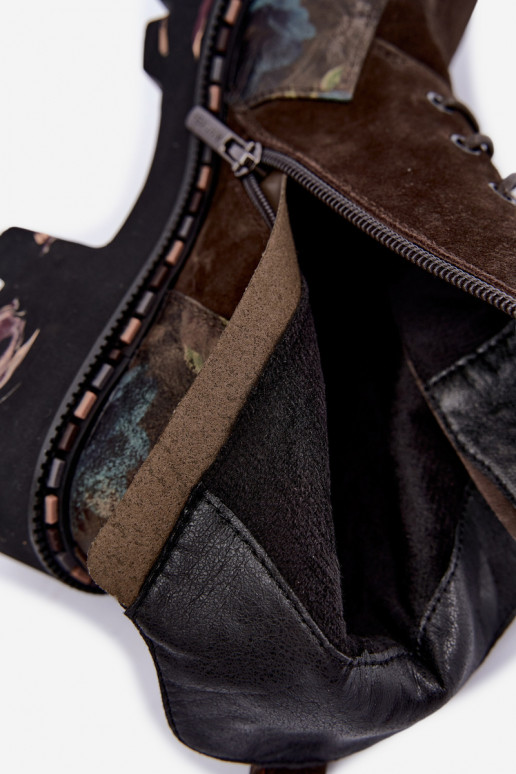 Braune gefütterte Velourslederstiefel mit Schnürung und Blumenmotiven Artiker 59C0250
