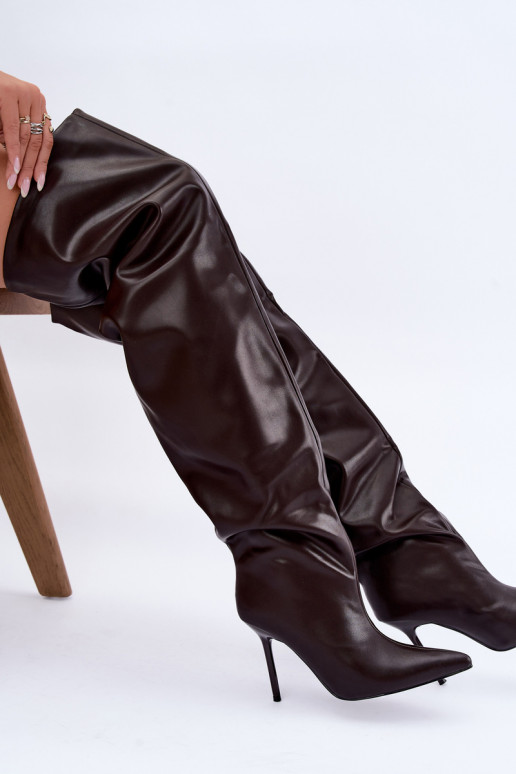 Damenstiefel bis zum Knie mit dünnen Absätzen über dem Knie in Schokoladenfarbe Aderelle