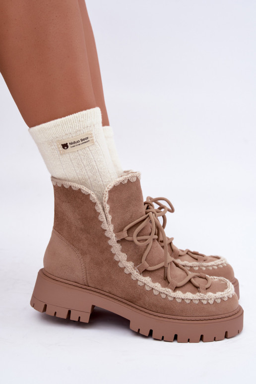 Schneestiefel mit stilvollen Details in sandfarbener Cariselle