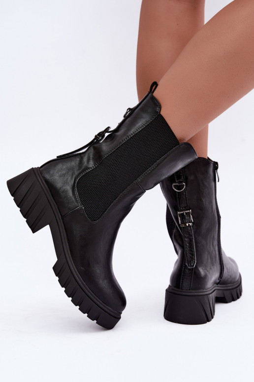 Wärmende stilvolle Damen-Stiefeletten in Schwarz