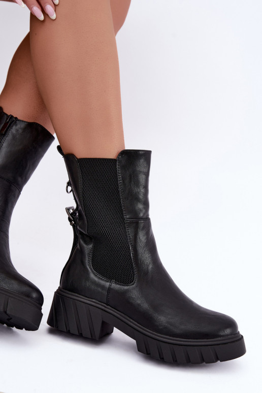Wärmende stilvolle Damen-Stiefeletten in Schwarz