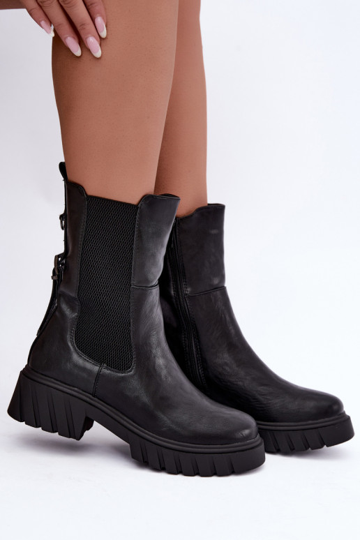 Wärmende stilvolle Damen-Stiefeletten in Schwarz