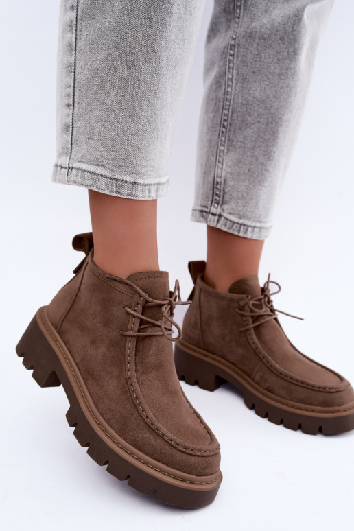 Schnürstiefeletten aus Kunstveloursleder in Sand Farella