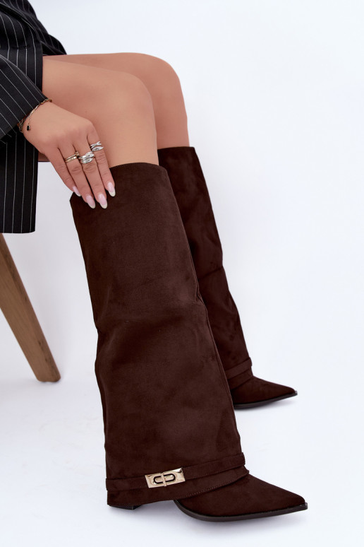 Wärmende kniehohe Stiefel mit eingenähter Schaft und Absatz in Braun Jorella