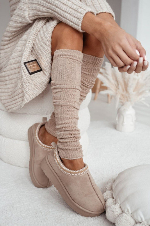 Wärmende Baumwollsocken mit Muster in Sandfarbe