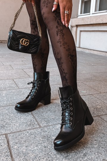 Wärmende Damen-Stiefeletten mit Schnürung in Schwarz Garella