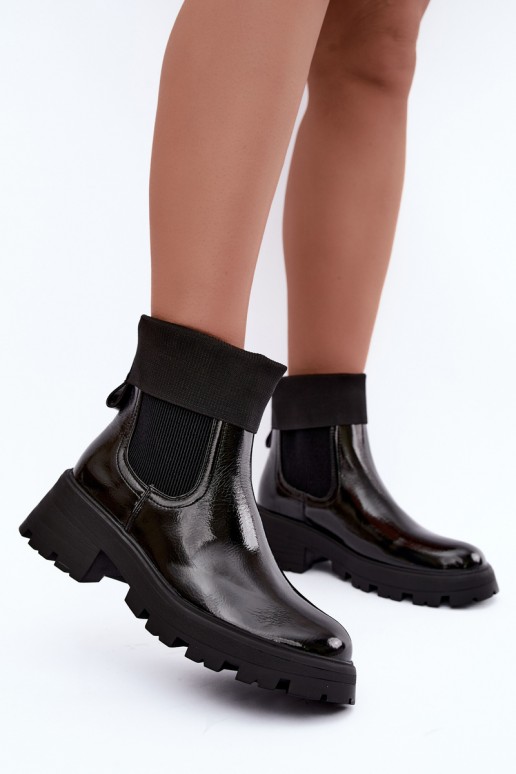 stylische Stiefel Feminin mit Lackeffekt schZuarze Farbe Sevella